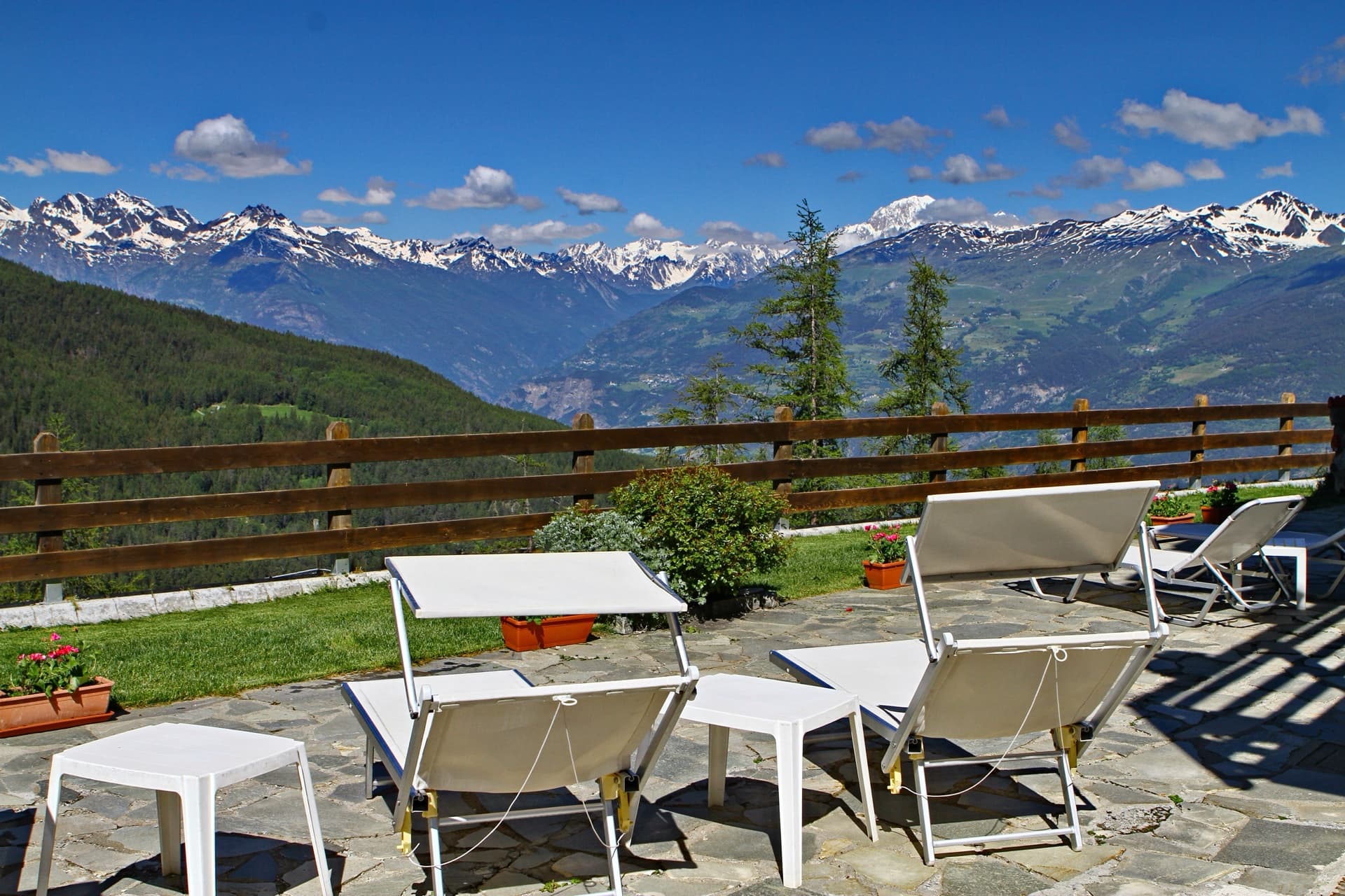 Solarium con vista valle